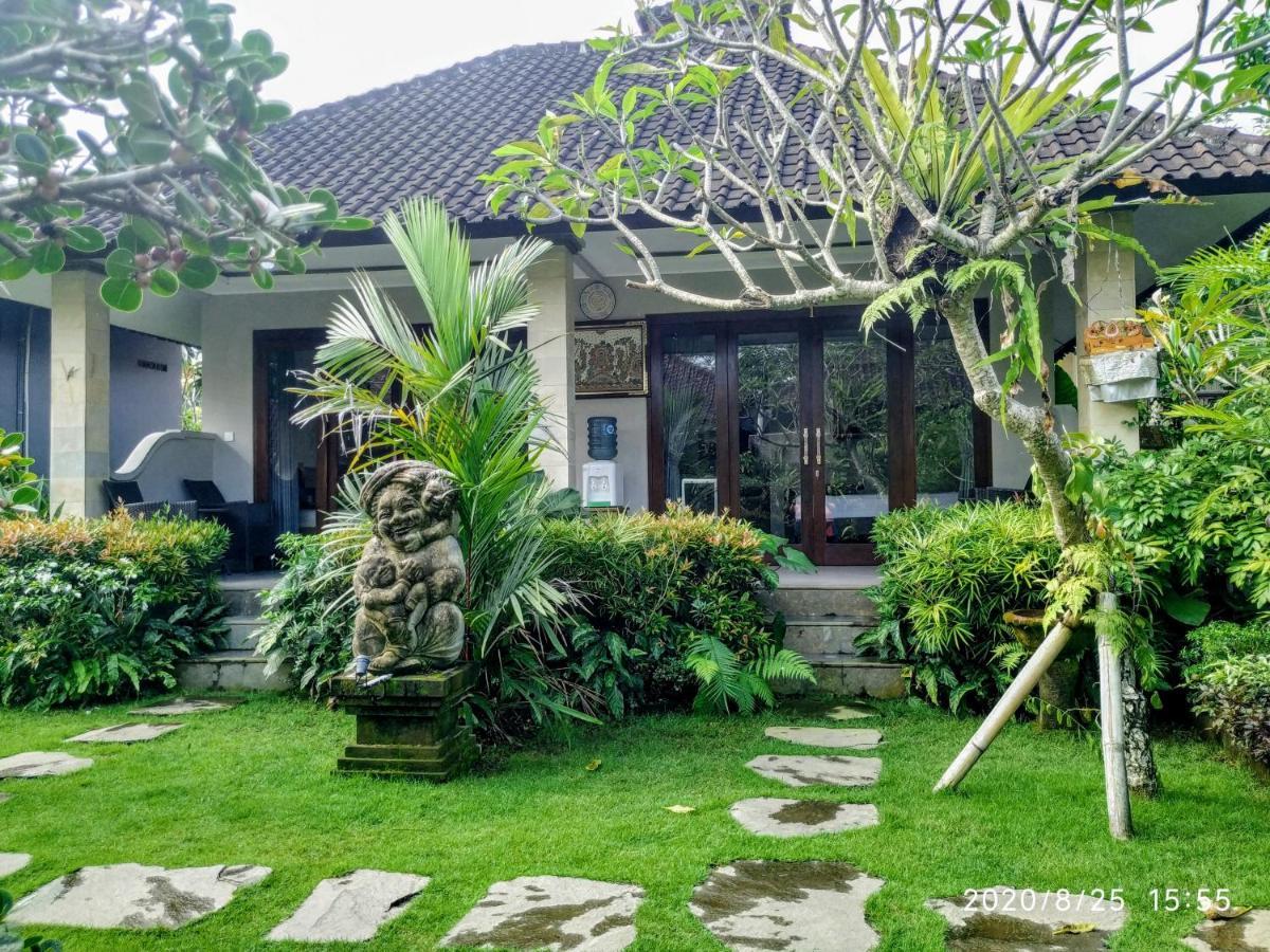 Putu'S Paradise Guesthouse อูบุด ภายนอก รูปภาพ