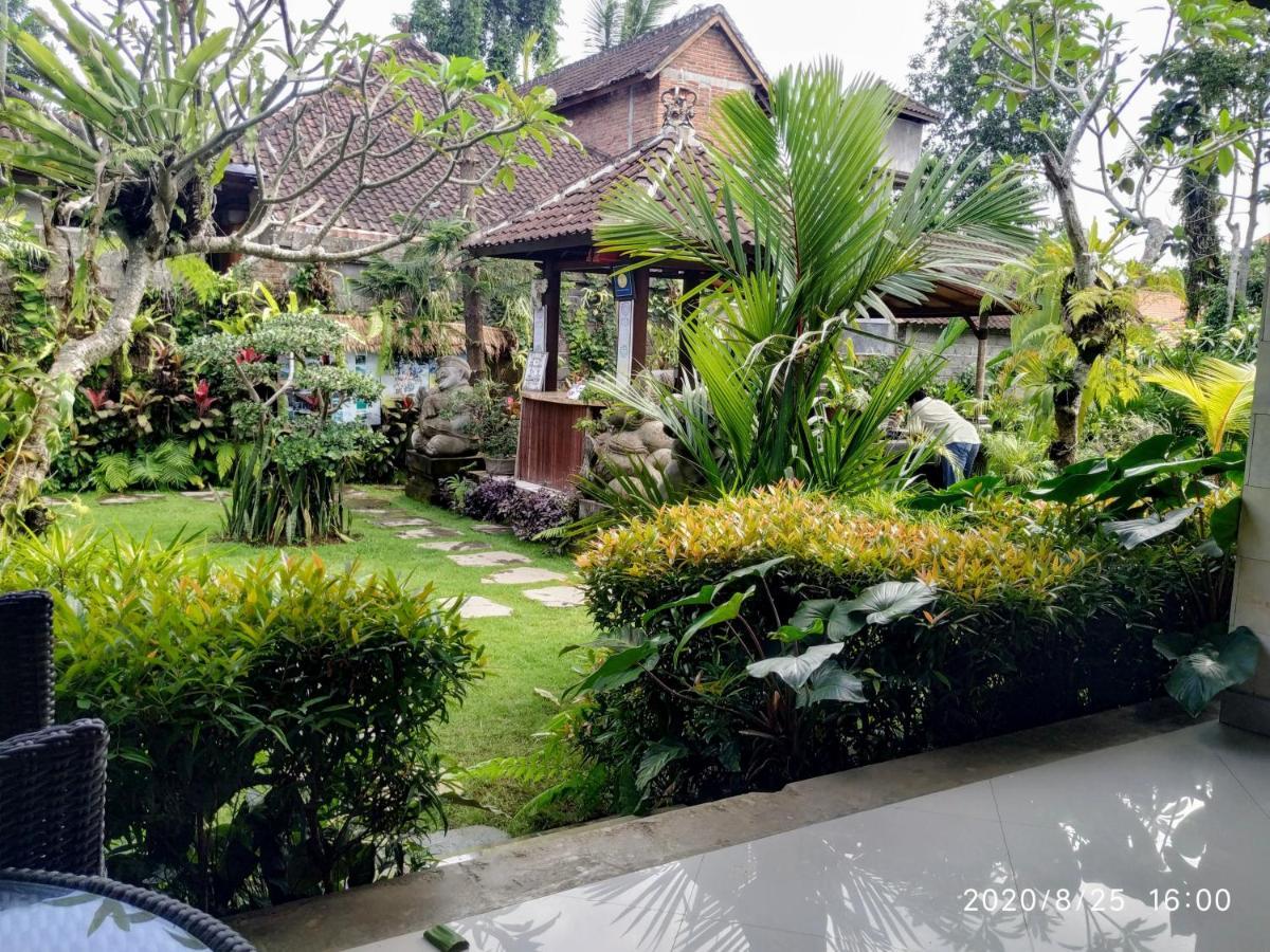 Putu'S Paradise Guesthouse อูบุด ภายนอก รูปภาพ